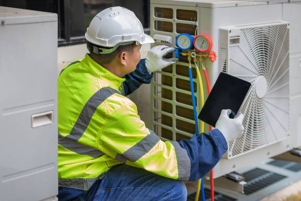 Professional Hvac Installation technician working in Fontana, CA